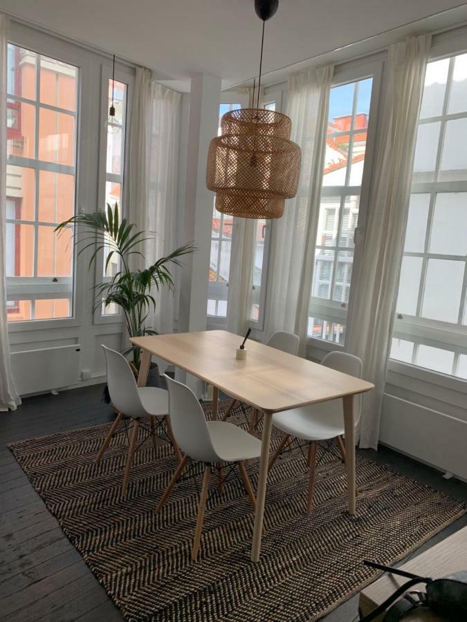 Apto luminoso con mucho encanto Apartamento A Coruña Exterior foto